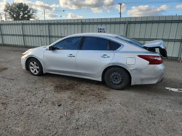 1N4AL3AP5JC265978 2018 NISSAN ALTIMA - Image 2