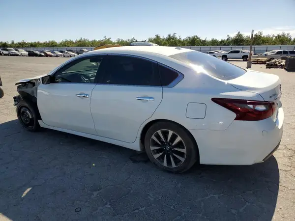 1N4AL3AP5JC266516 2018 NISSAN ALTIMA - Image 2