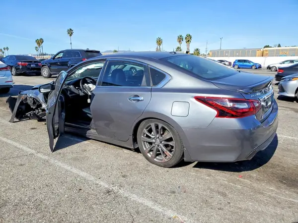 1N4AL3AP5JC267200 2018 NISSAN ALTIMA - Image 2