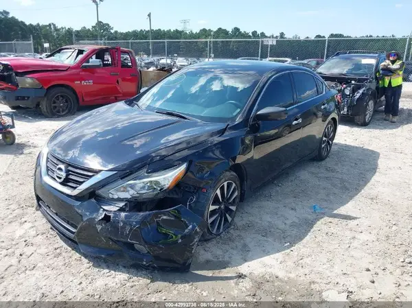 1N4AL3AP5JC267228 2018 NISSAN ALTIMA - Image 2
