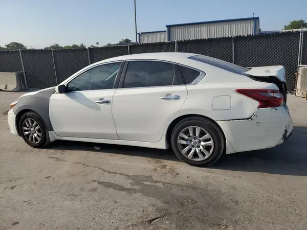 1N4AL3AP5JC268248 2018 NISSAN ALTIMA - Image 2