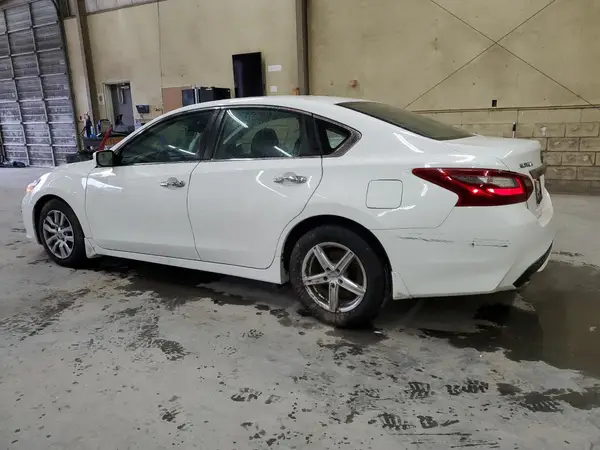 1N4AL3AP5JC269559 2018 NISSAN ALTIMA - Image 2