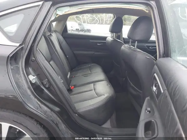 1N4AL3AP5JC270548 2018 NISSAN ALTIMA - Image 8