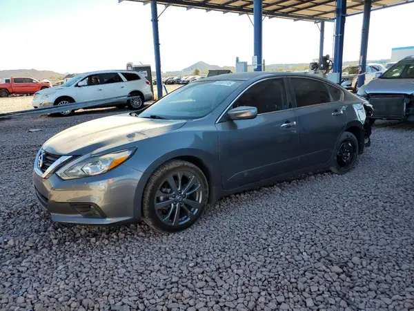 1N4AL3AP5JC276995 2018 NISSAN ALTIMA - Image 1
