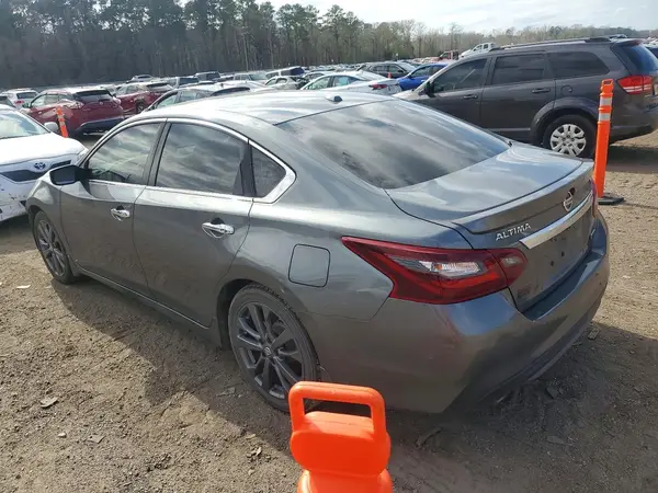 1N4AL3AP5JC277239 2018 NISSAN ALTIMA - Image 2