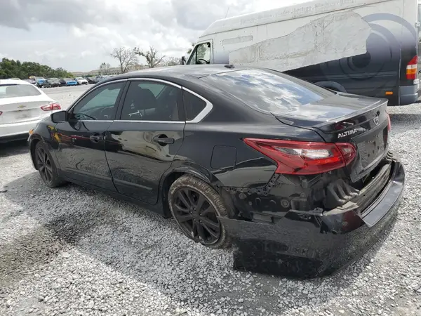 1N4AL3AP5JC277242 2018 NISSAN ALTIMA - Image 2
