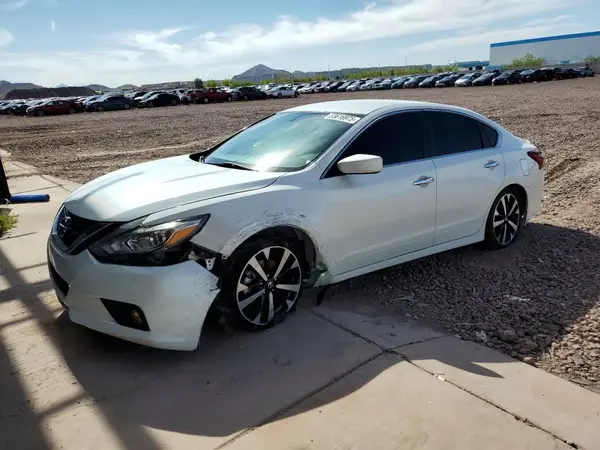 1N4AL3AP5JC278729 2018 NISSAN ALTIMA - Image 1