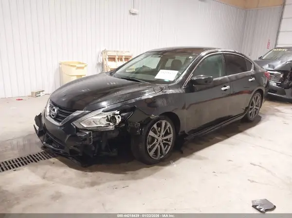 1N4AL3AP5JC283817 2018 NISSAN ALTIMA - Image 2