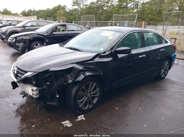 1N4AL3AP5JC285647 2018 NISSAN ALTIMA - Image 2