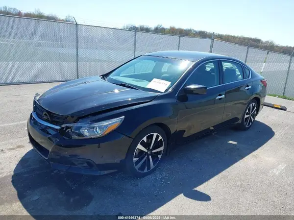 1N4AL3AP5JC285843 2018 NISSAN ALTIMA - Image 2