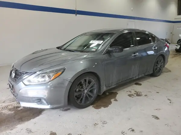 1N4AL3AP5JC288337 2018 NISSAN ALTIMA - Image 1