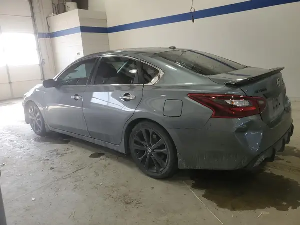 1N4AL3AP5JC288337 2018 NISSAN ALTIMA - Image 2