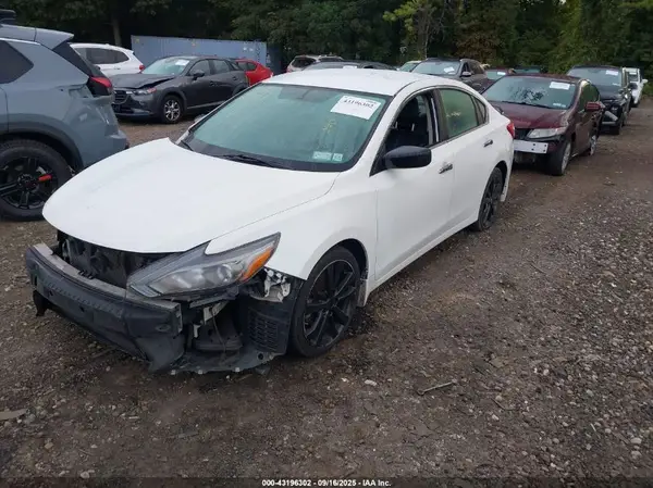 1N4AL3AP5JC288970 2018 NISSAN ALTIMA - Image 2