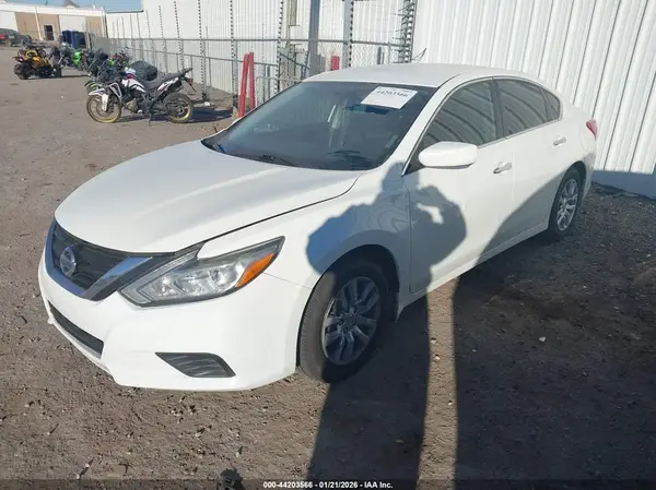 1N4AL3AP5JC289164 2018 NISSAN ALTIMA - Image 2