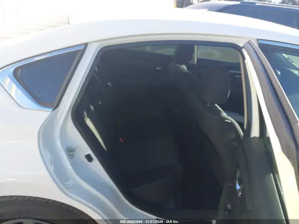 1N4AL3AP5JC289164 2018 NISSAN ALTIMA - Image 8