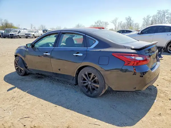 1N4AL3AP5JC296440 2018 NISSAN ALTIMA - Image 2