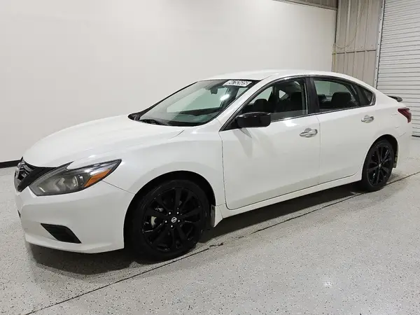 1N4AL3AP5JC296731 2018 NISSAN ALTIMA - Image 1