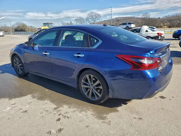 1N4AL3AP5JC296776 2018 NISSAN ALTIMA - Image 2