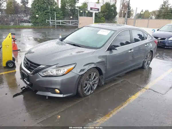 1N4AL3AP5JC296910 2018 NISSAN ALTIMA - Image 2