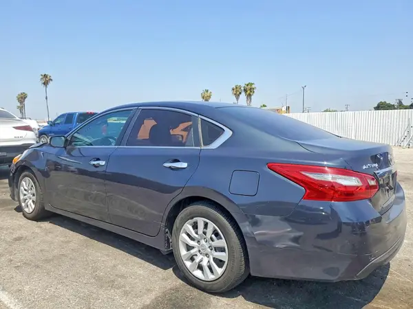 1N4AL3AP5JC297765 2018 NISSAN ALTIMA - Image 2