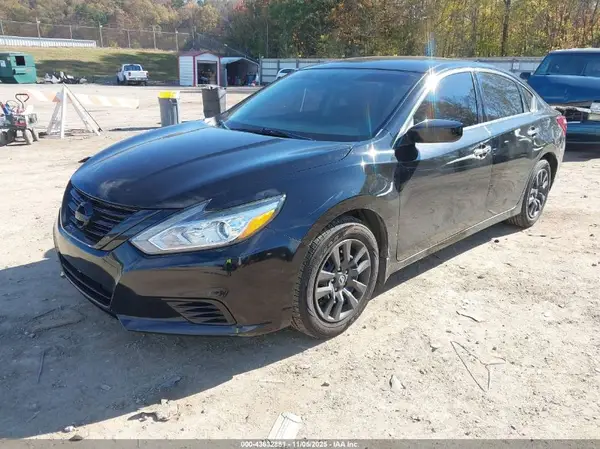 1N4AL3AP5JC299063 2018 NISSAN ALTIMA - Image 2
