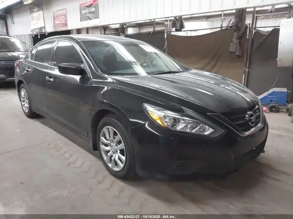 1N4AL3AP5JC299161 2018 NISSAN ALTIMA - Image 1