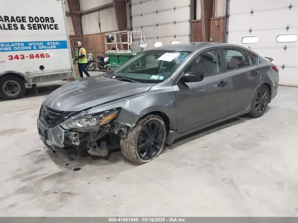 1N4AL3AP5JC470135 2018 NISSAN ALTIMA - Image 2