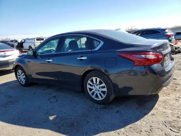 1N4AL3AP5JC470555 2018 NISSAN ALTIMA - Image 2