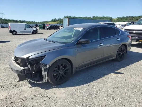 1N4AL3AP5JC471169 2018 NISSAN ALTIMA - Image 1