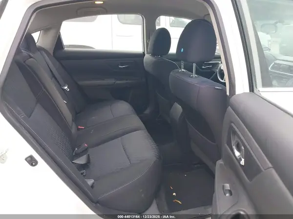 1N4AL3AP5JC472385 2018 NISSAN ALTIMA - Image 8