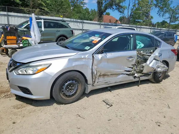 1N4AL3AP5JC472838 2018 NISSAN ALTIMA - Image 1