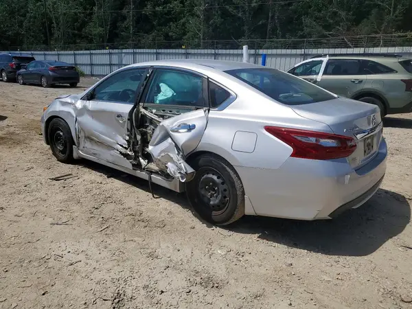 1N4AL3AP5JC472838 2018 NISSAN ALTIMA - Image 2