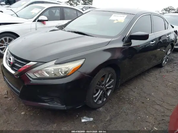 1N4AL3AP5JC473990 2018 NISSAN ALTIMA - Image 2
