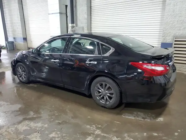 1N4AL3AP5JC475478 2018 NISSAN ALTIMA - Image 2