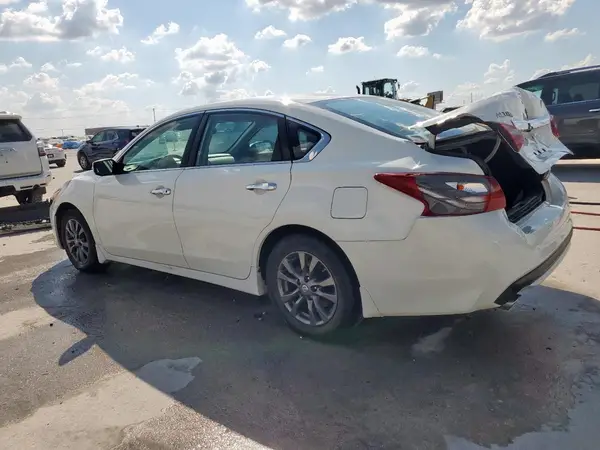 1N4AL3AP5JC480373 2018 NISSAN ALTIMA - Image 2