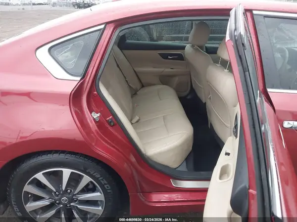 1N4AL3AP6GC110056 2016 NISSAN ALTIMA - Image 8