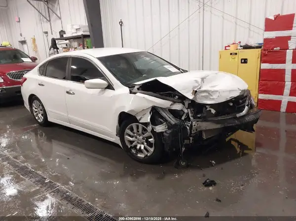 1N4AL3AP6GC124913 2016 NISSAN ALTIMA - Image 1