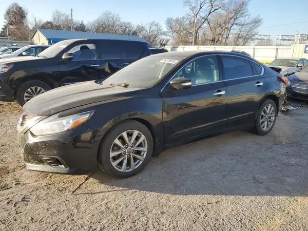 1N4AL3AP6GC128640 2016 NISSAN ALTIMA - Image 1