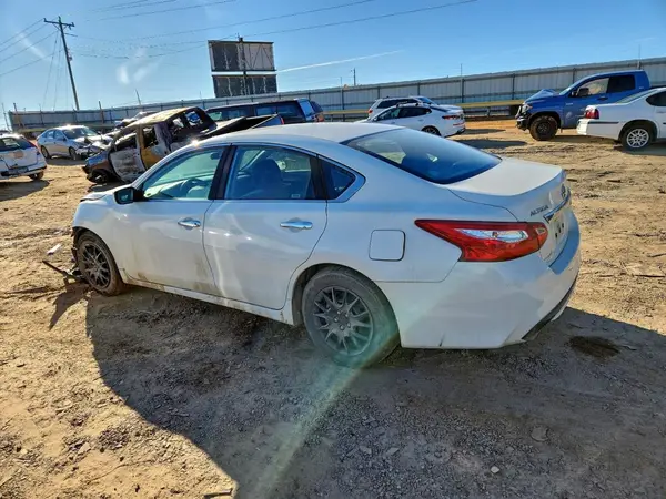 1N4AL3AP6GC137631 2016 NISSAN ALTIMA - Image 2