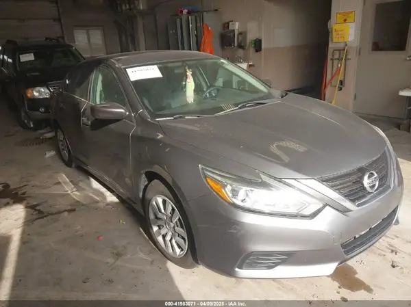 1N4AL3AP6GC144496 2016 NISSAN ALTIMA - Image 1