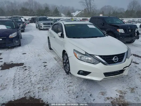1N4AL3AP6GC146457 2016 NISSAN ALTIMA - Image 1