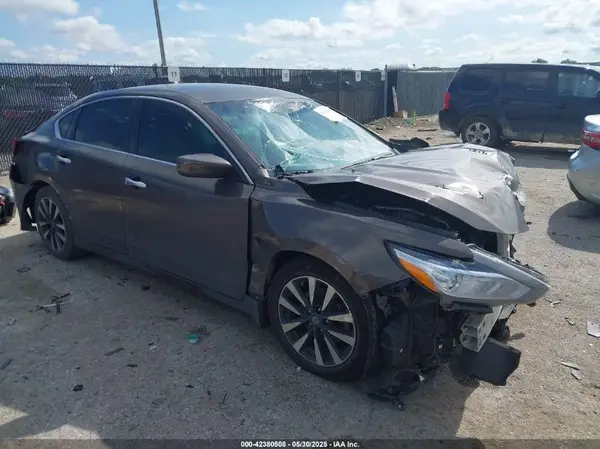 1N4AL3AP6GC146541 2016 NISSAN ALTIMA - Image 1
