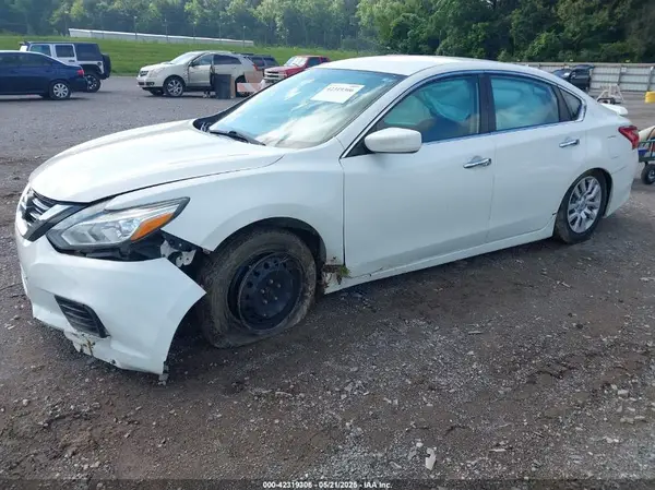 1N4AL3AP6GC150556 2016 NISSAN ALTIMA - Image 2