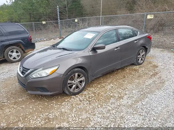 1N4AL3AP6GC176817 2016 NISSAN ALTIMA - Image 2