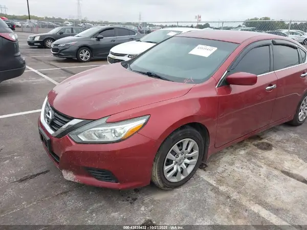 1N4AL3AP6GC180768 2016 NISSAN ALTIMA - Image 2