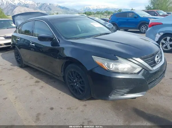1N4AL3AP6GC185744 2016 NISSAN ALTIMA - Image 1