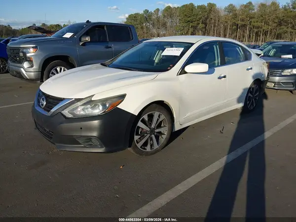 1N4AL3AP6GC187333 2016 NISSAN ALTIMA - Image 2