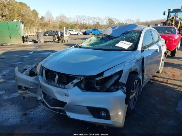 1N4AL3AP6GC196064 2016 NISSAN ALTIMA - Image 2