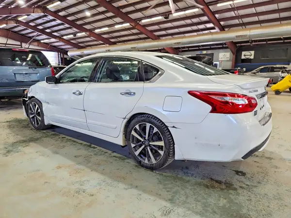 1N4AL3AP6GC197926 2016 NISSAN ALTIMA - Image 2