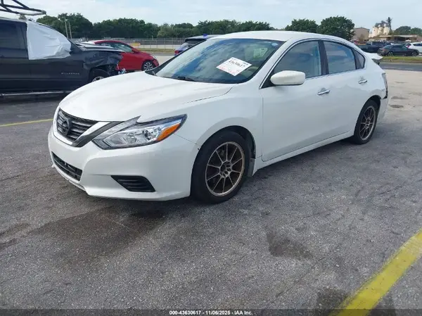 1N4AL3AP6GC199689 2016 NISSAN ALTIMA - Image 2